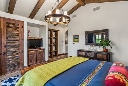 Private Lake Front Spanish Hacienda - Indio, California