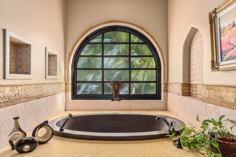 Private Lake Front Spanish Hacienda - Indio, California