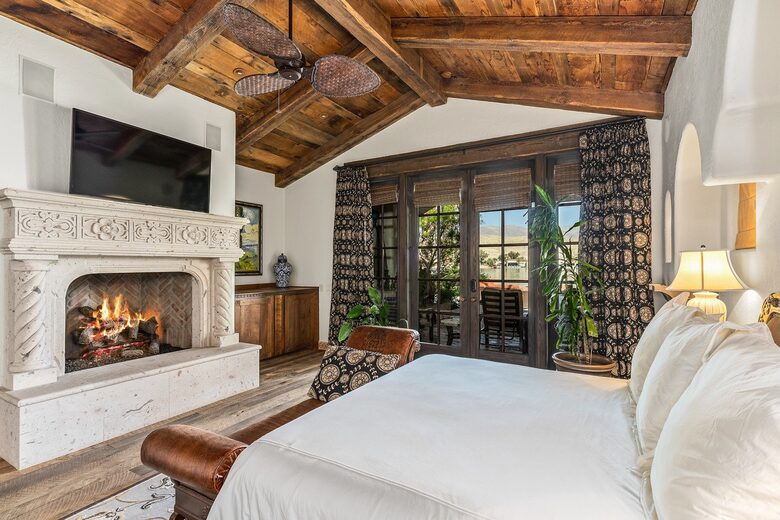 Private Lake Front Spanish Hacienda - Indio, California