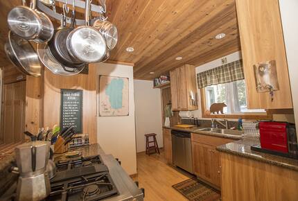 Carnelian Bay Hideaway - Carnelian Bay, California