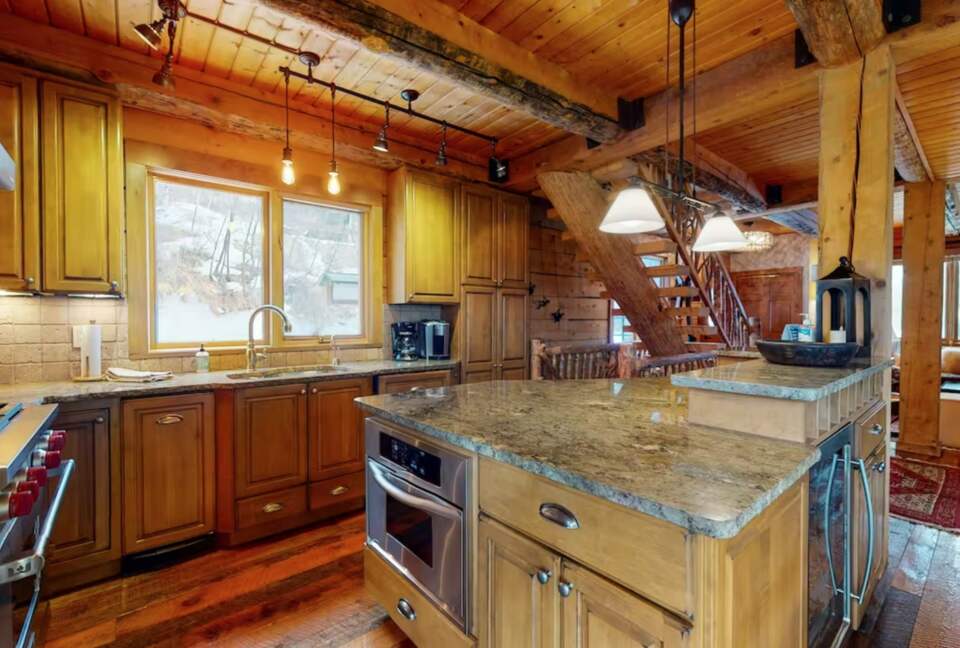 East Vail Chic Cabin - Vail, Colorado