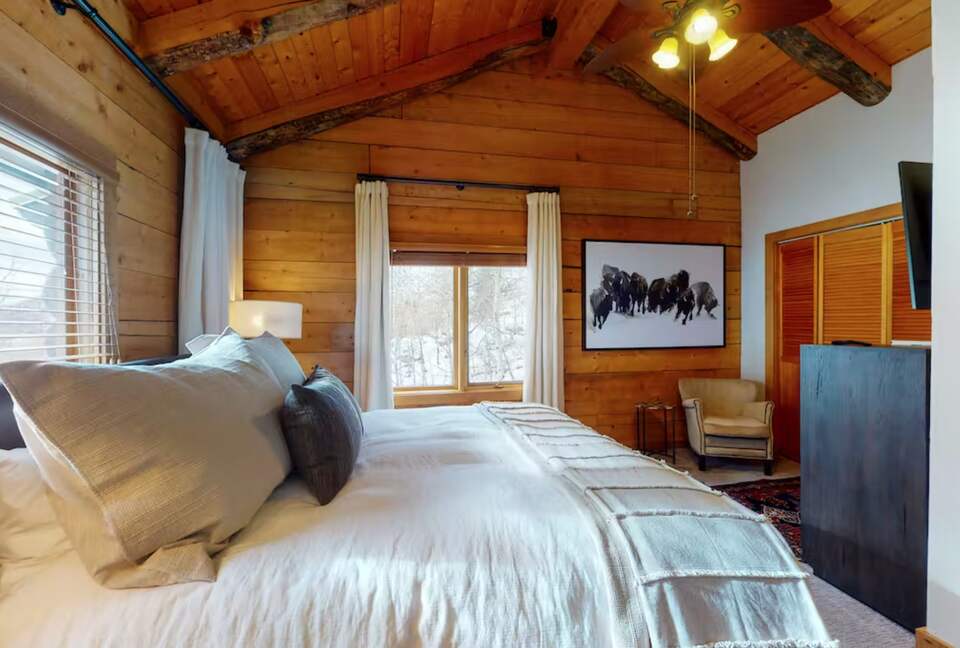 East Vail Chic Cabin - Vail, Colorado