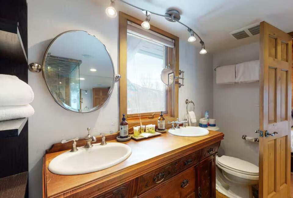 East Vail Chic Cabin - Vail, Colorado