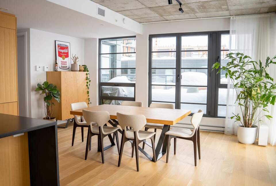 Penthouse by the Canal in Griffintown - Montreal, Canada