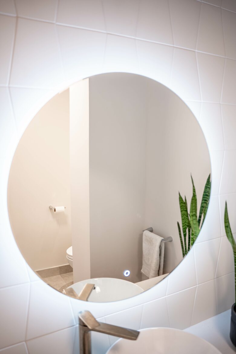 Penthouse by the Canal in Griffintown - Montreal, Canada