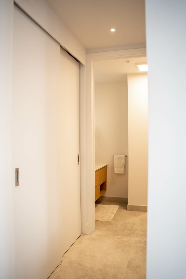 Penthouse by the Canal in Griffintown - Montreal, Canada