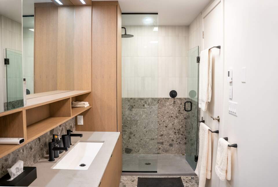 Penthouse by the Canal in Griffintown - Montreal, Canada