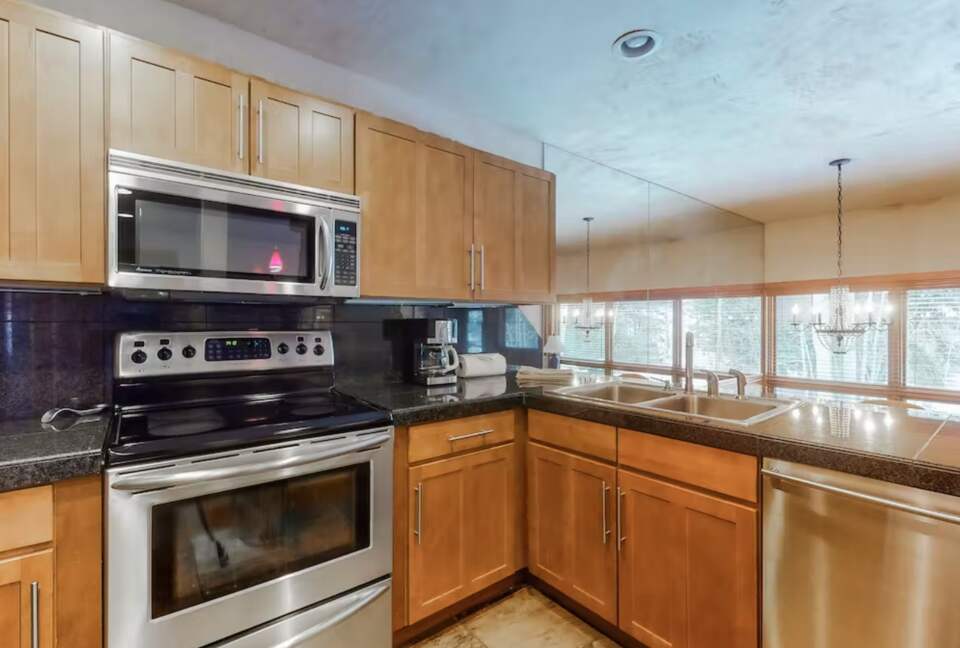 Vail Creekside Condo - Vail, Colorado