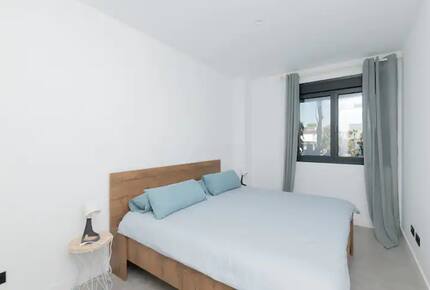 Beautiful, contemporary apartment overlooking Estepona - Estepona, Spain