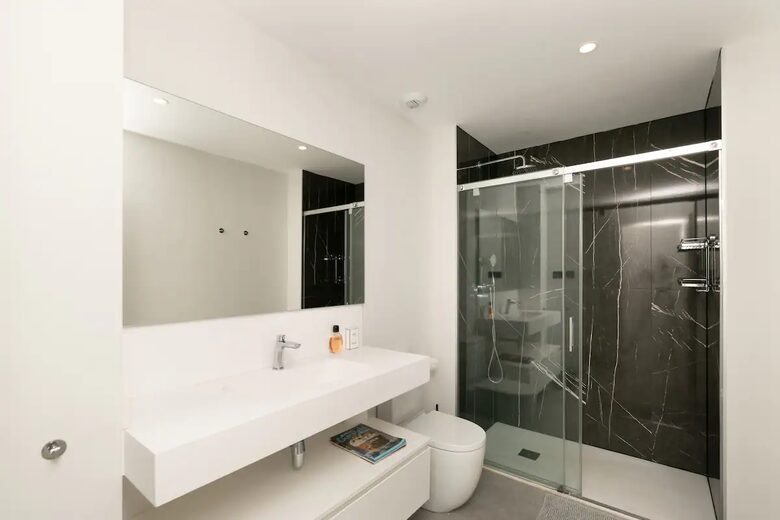 Beautiful, contemporary apartment overlooking Estepona - Estepona, Spain