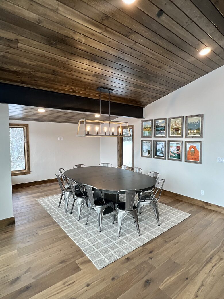 Dining room seats up to 12