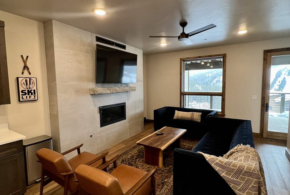 Middle level family room