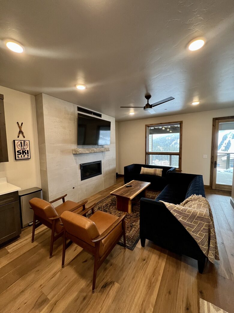 Middle level family room