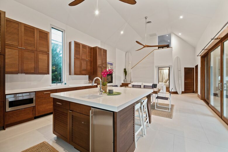 Historic Island Beach Cottage - Sullivan’s Island, South Carolina