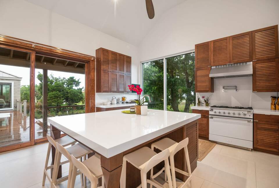 Historic Island Beach Cottage - Sullivan’s Island, South Carolina