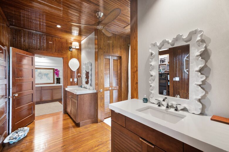 Historic Island Beach Cottage - Sullivan’s Island, South Carolina