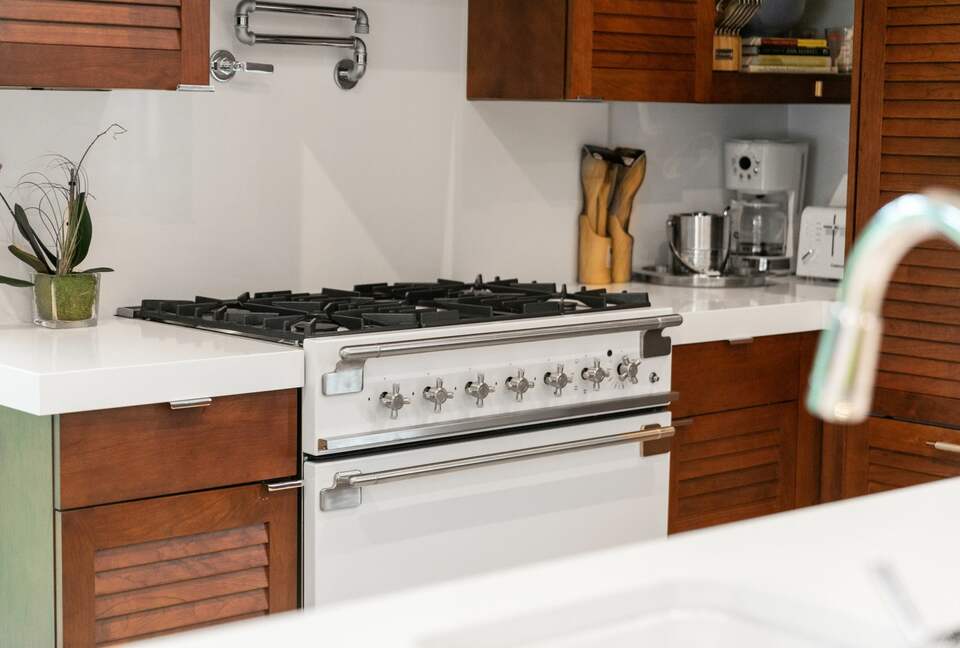 Historic Island Beach Cottage - Sullivan’s Island, South Carolina