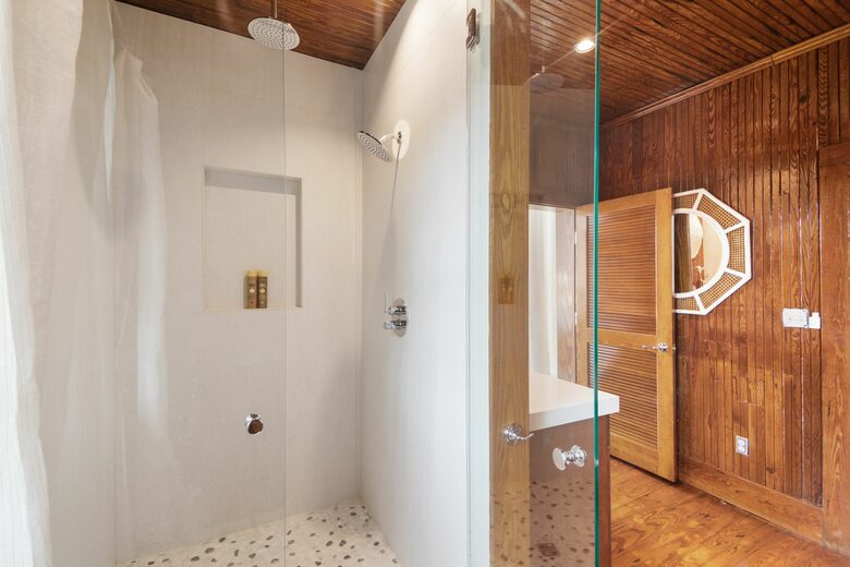 Historic Island Beach Cottage - Sullivan’s Island, South Carolina