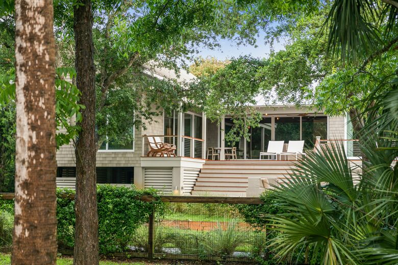 Historic Island Beach Cottage - Sullivan’s Island, South Carolina