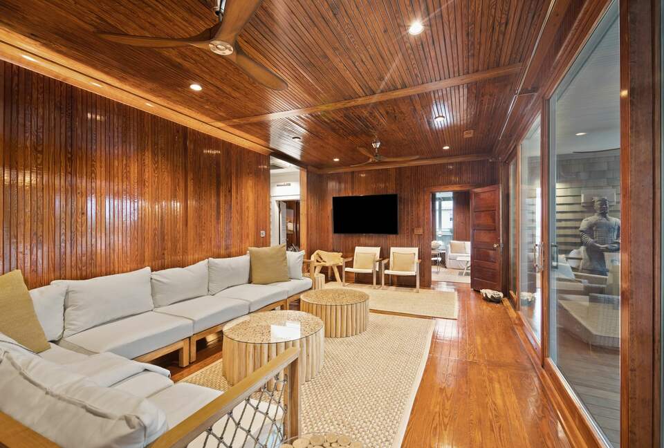 Historic Island Beach Cottage - Sullivan’s Island, South Carolina