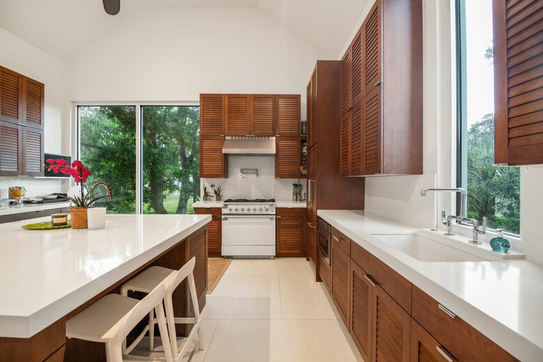 Historic Island Beach Cottage - Sullivan’s Island, South Carolina