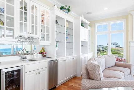 Colorful Oceanfront Escape - Emerald Isle, North Carolina