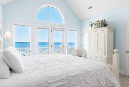 Colorful Oceanfront Escape - Emerald Isle, North Carolina