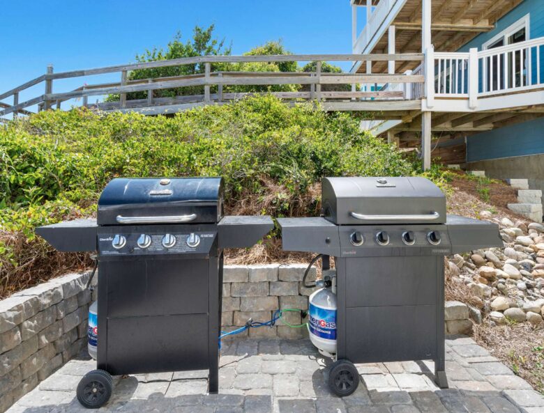 Colorful Oceanfront Escape - Emerald Isle, North Carolina
