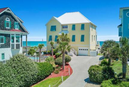 Colorful Oceanfront Escape - Emerald Isle, North Carolina