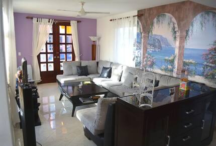 Villa Leone | Oceanfront Pool With Swim Up Bar and Hot Tub on the Beach - Cabarete, Dominican Republic