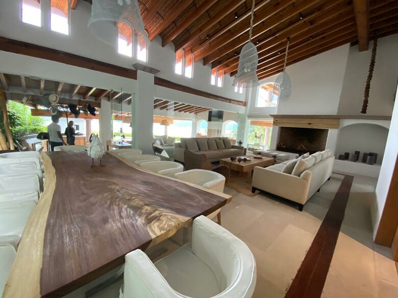 La Volada - Valle de Bravo, Mexico