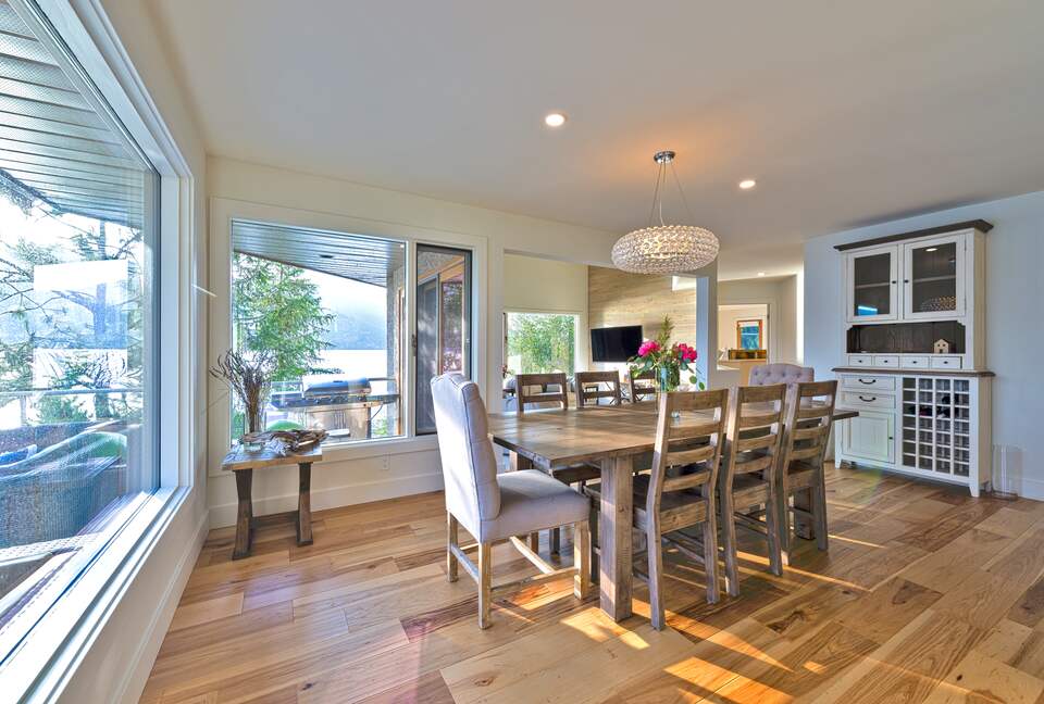 Private Waterfront Oasis - Kelowna, Canada