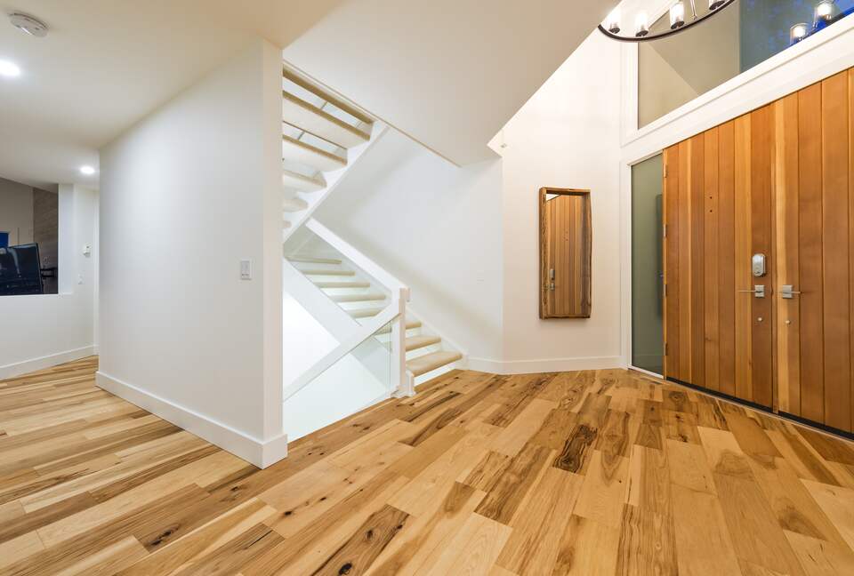 Private Waterfront Oasis - Kelowna, Canada