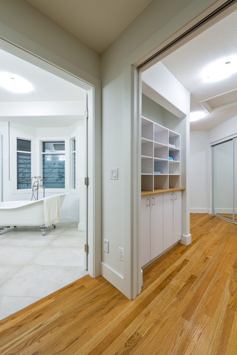 Private Waterfront Oasis - Kelowna, Canada