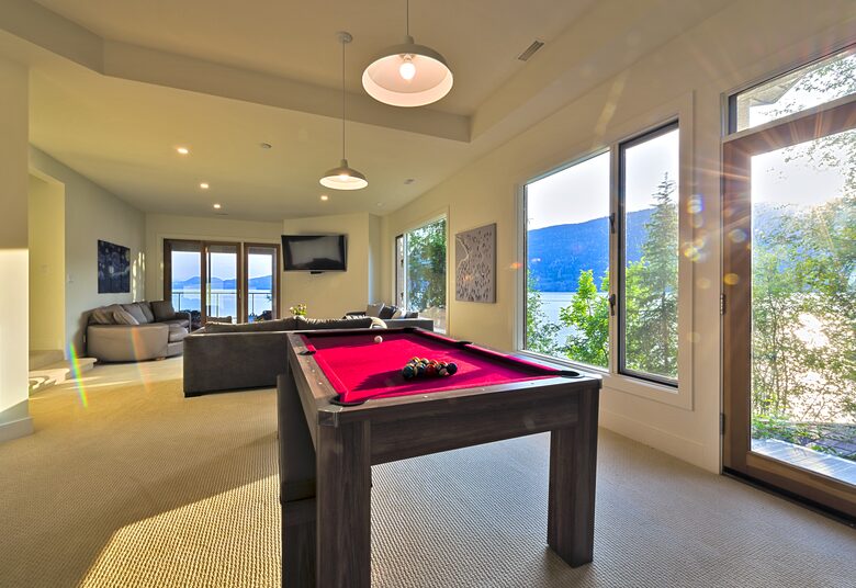 Private Waterfront Oasis - Kelowna, Canada