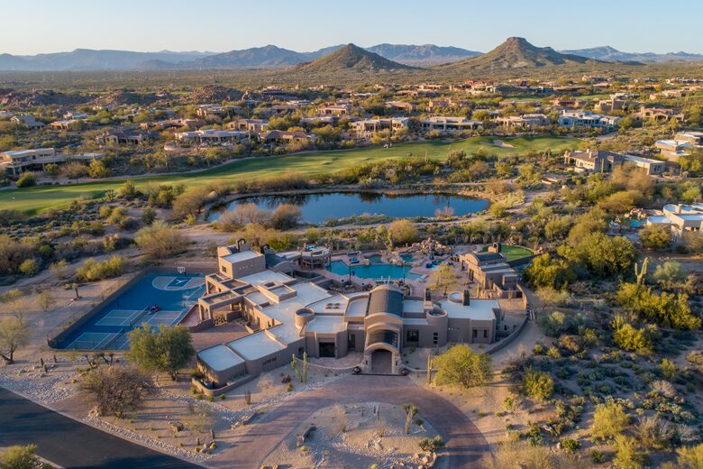 Scottsdale Dream Home with Resort-like Amenities - Scottsdale, Arizona