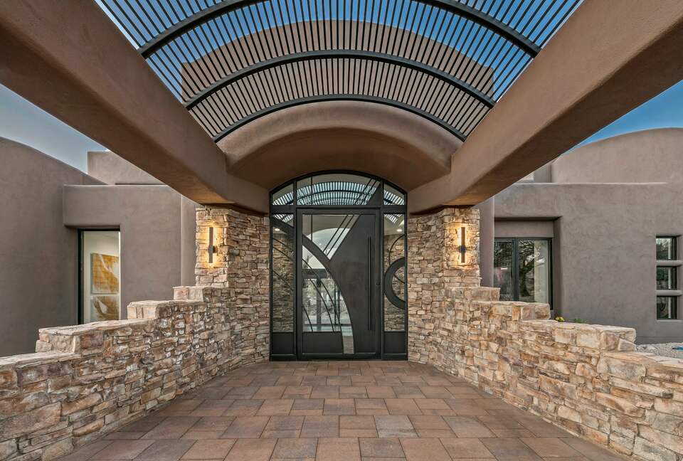 Scottsdale Dream Home with Resort-like Amenities - Scottsdale, Arizona