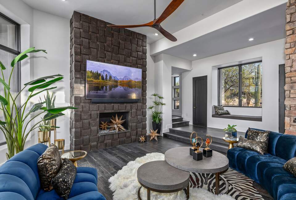 Scottsdale Dream Home with Resort-like Amenities - Scottsdale, Arizona