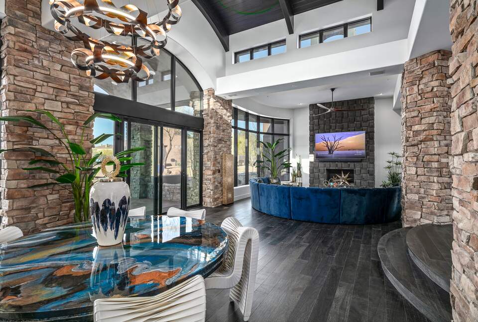 Scottsdale Dream Home with Resort-like Amenities - Scottsdale, Arizona