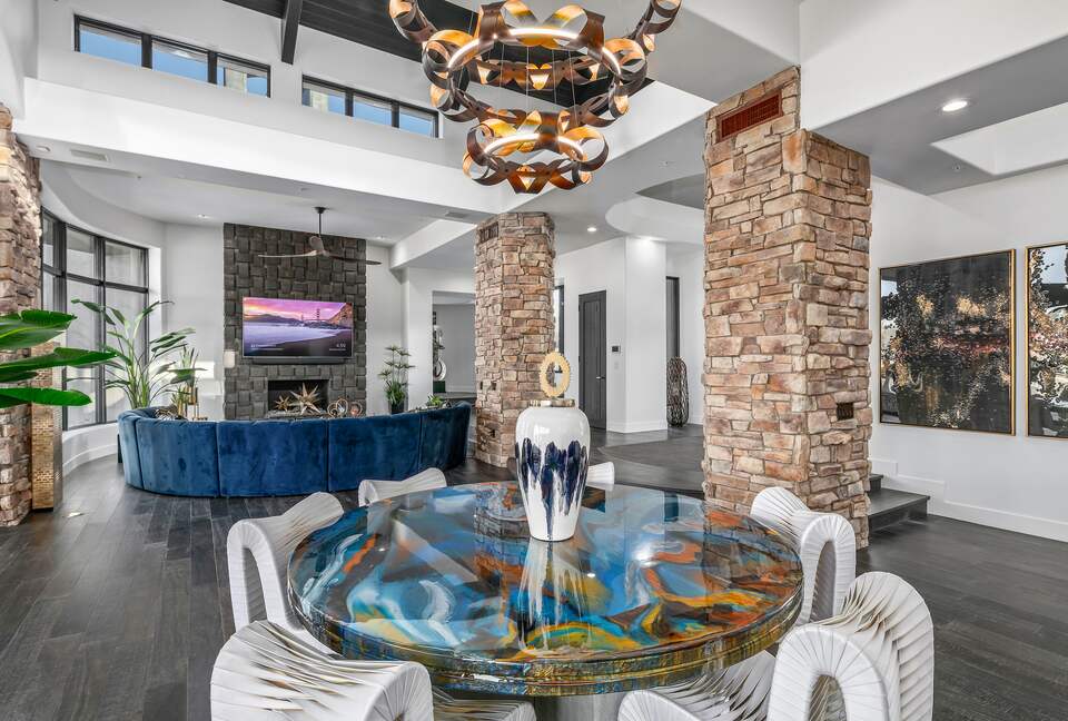 Scottsdale Dream Home with Resort-like Amenities - Scottsdale, Arizona