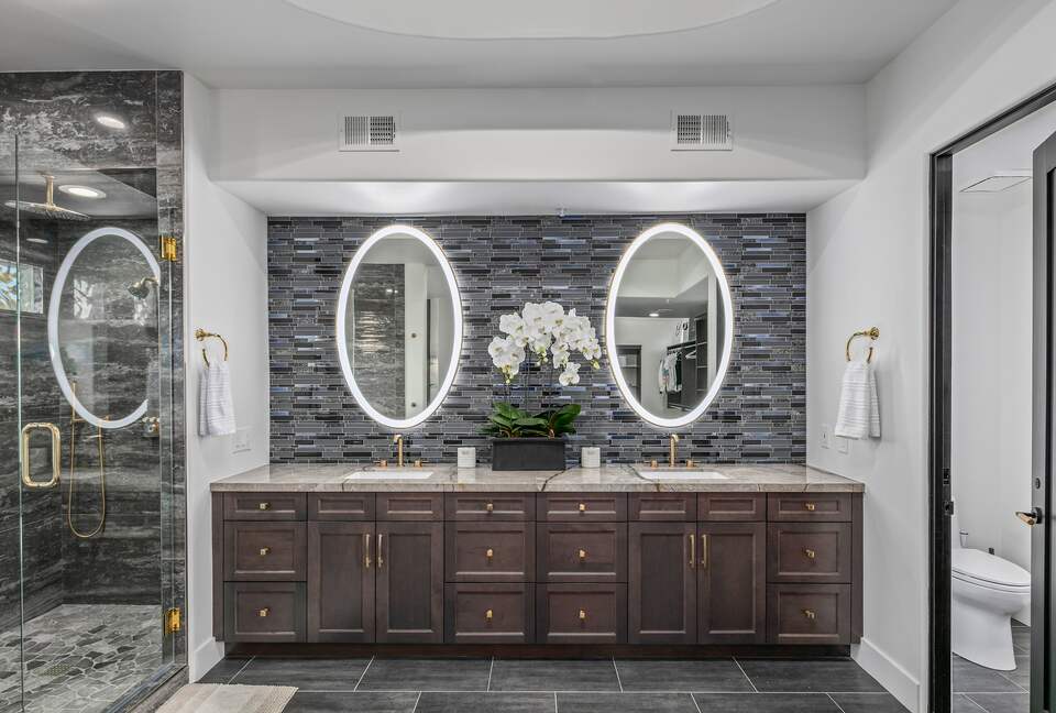 Scottsdale Dream Home with Resort-like Amenities - Scottsdale, Arizona