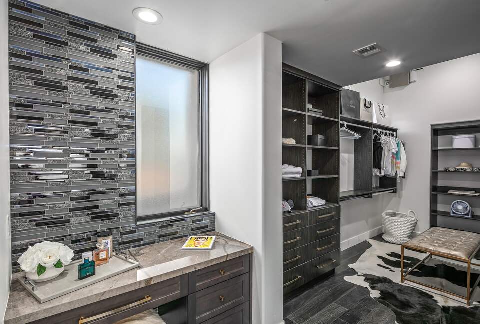 Scottsdale Dream Home with Resort-like Amenities - Scottsdale, Arizona