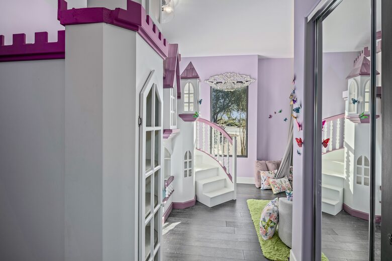 Scottsdale Dream Home with Resort-like Amenities - Scottsdale, Arizona