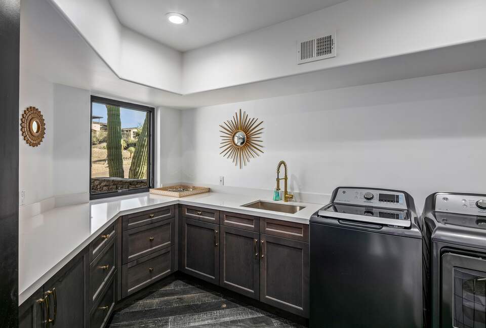 Scottsdale Dream Home with Resort-like Amenities - Scottsdale, Arizona