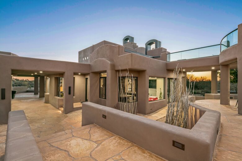 Scottsdale Dream Home with Resort-like Amenities - Scottsdale, Arizona