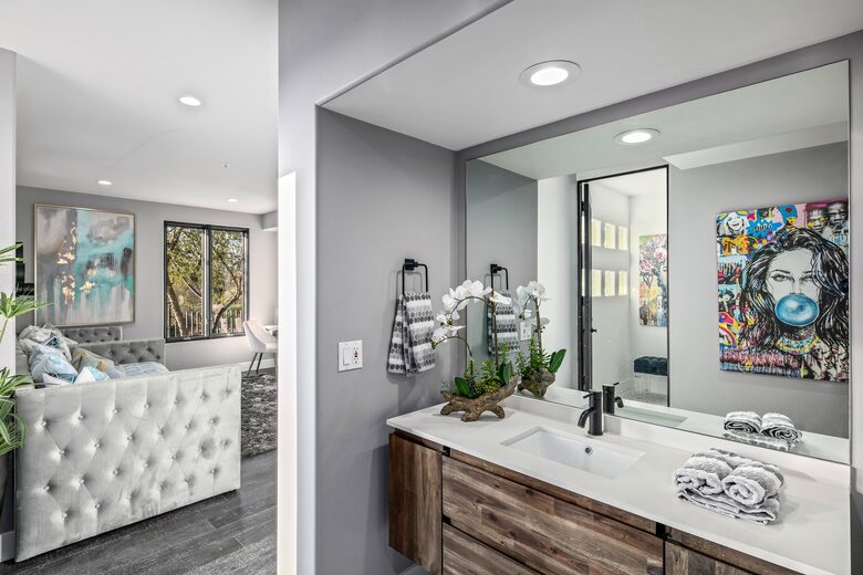 Scottsdale Dream Home with Resort-like Amenities - Scottsdale, Arizona