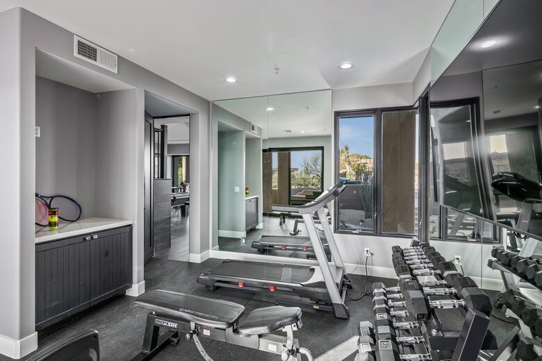 Scottsdale Dream Home with Resort-like Amenities - Scottsdale, Arizona