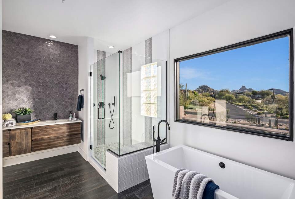 Scottsdale Dream Home with Resort-like Amenities - Scottsdale, Arizona