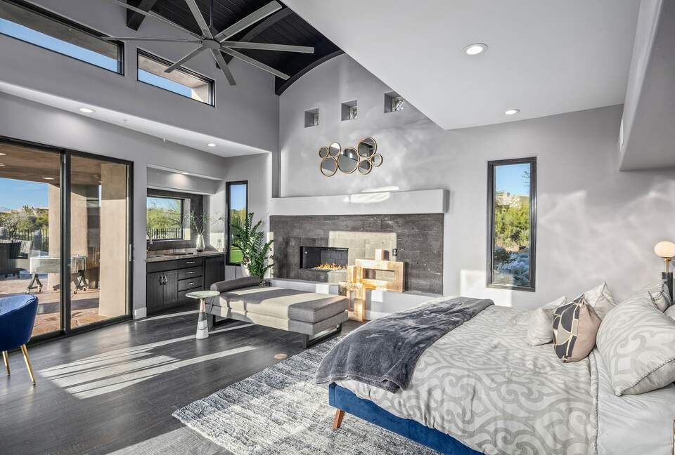 Scottsdale Dream Home with Resort-like Amenities - Scottsdale, Arizona