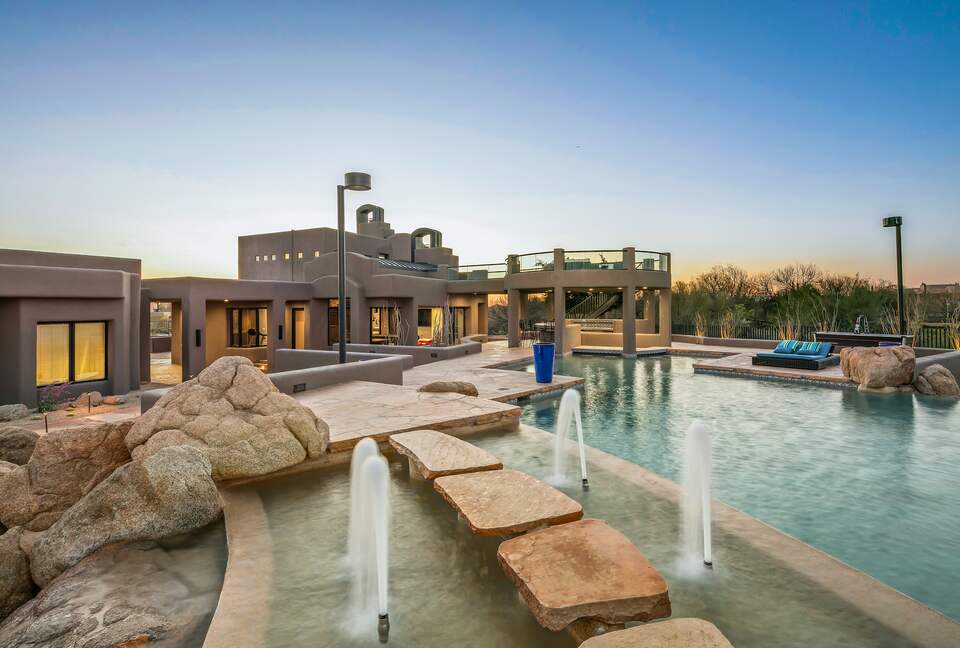 Scottsdale Dream Home with Resort-like Amenities - Scottsdale, Arizona